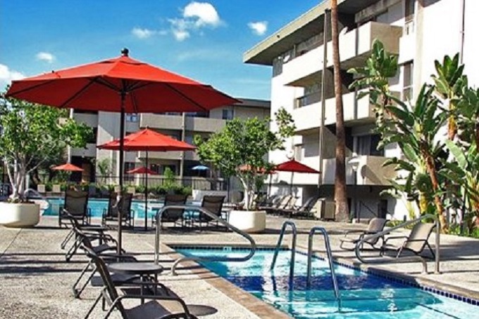 CA Los Angles The Chadwick apartments