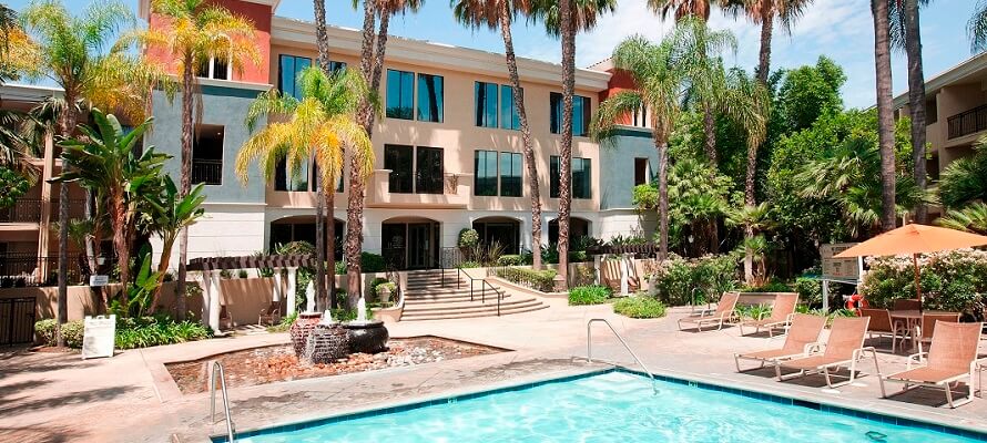 the-plaza-at-sherman-oaks-in-los-angeles