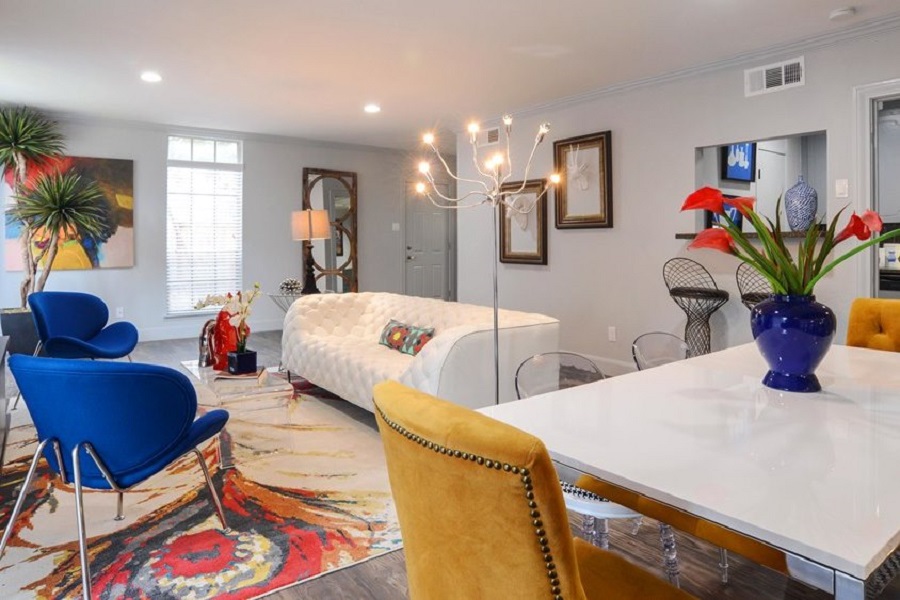 3-bedroom apartments for rent at Chateau Dijon in Houston