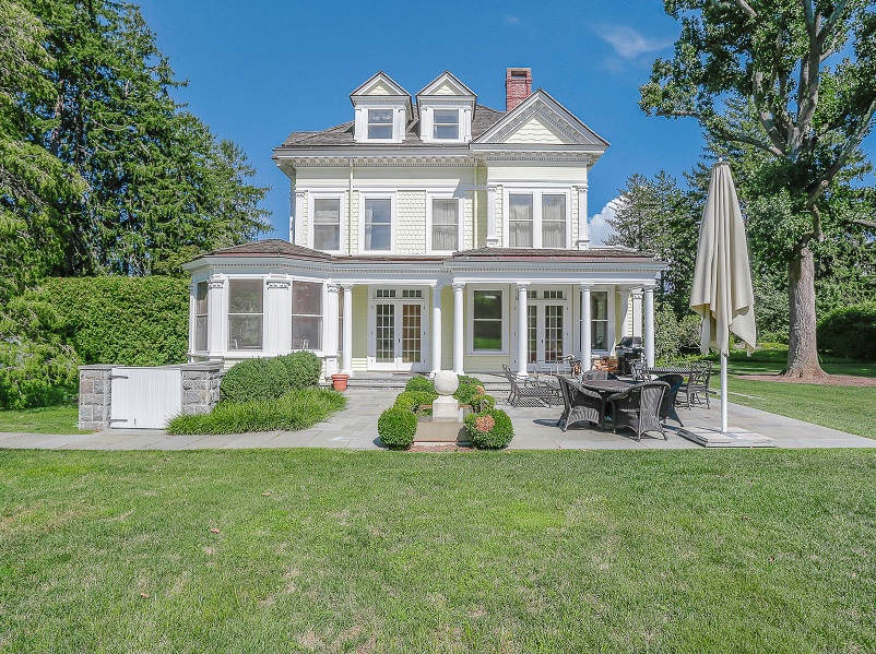 276 Otter Rock Drive Greenwich for rent