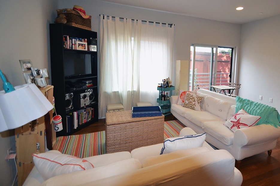 Apartments under $1000 in Philadelphia at 3820 Lancaster Ave 