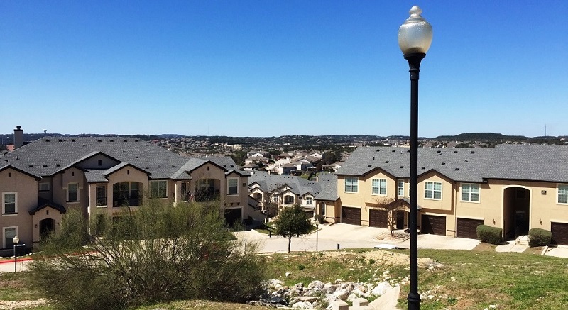 Regency at Lookout Canyon Apartments in San Antonio Texas