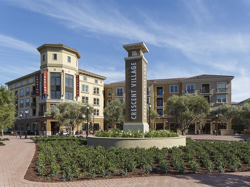 Crescent Village Apartments in San Jose