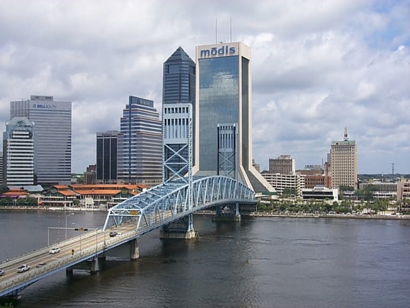 11 East Forsyth Apartments in Jacksonville