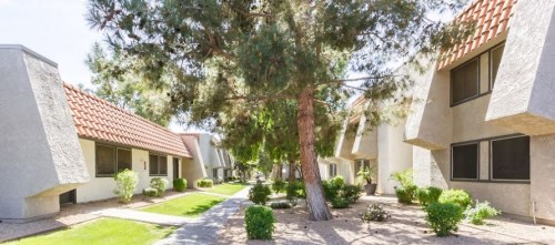 Granite Bay Apartments in Phoenix, AZ