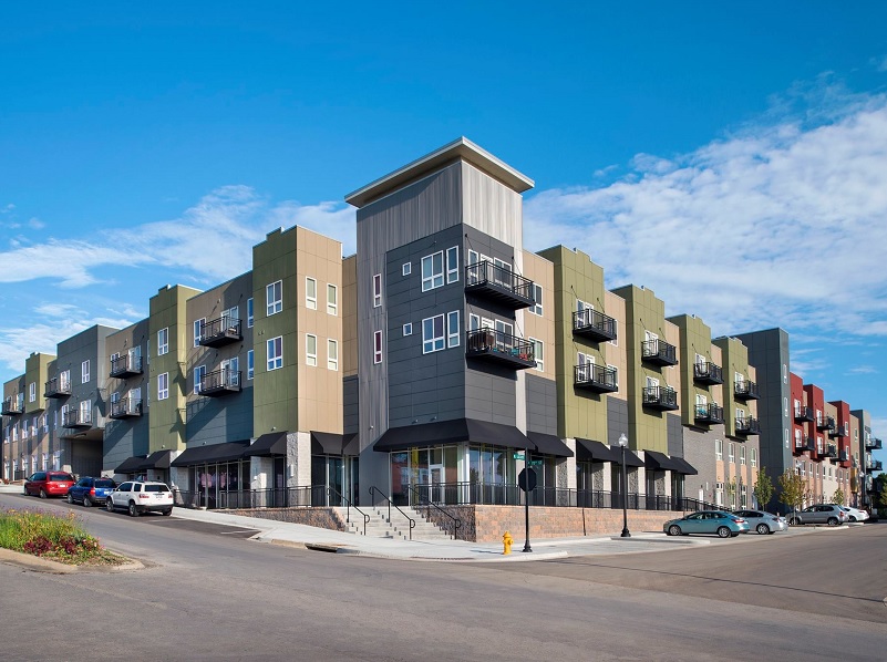 The Heights at Linden Square in Gladstone, MO