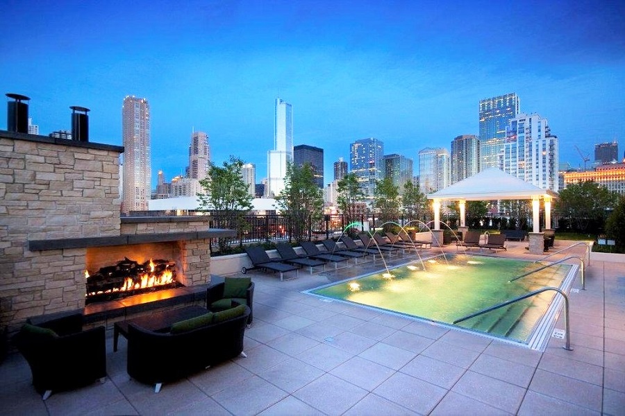 222 W Erie St Chicago, IL 60654