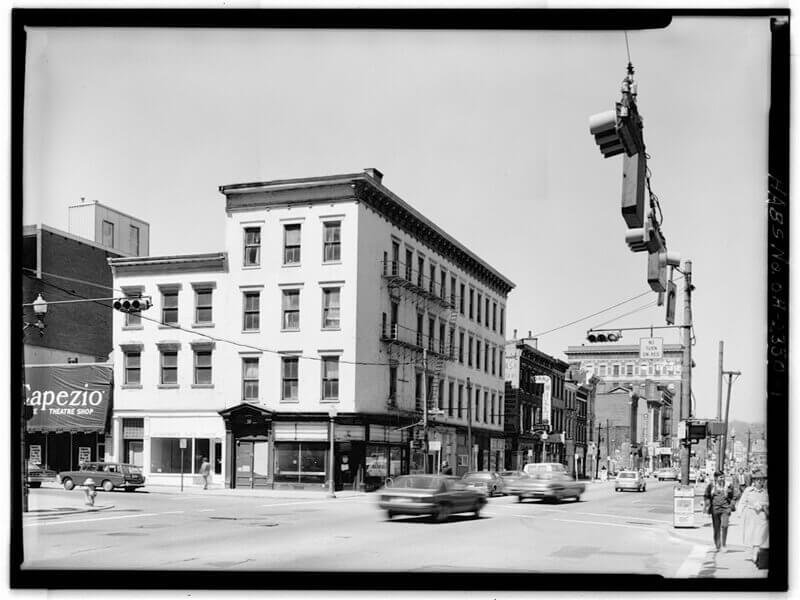 old_corner_garfiel_place_vine_street_cincinnati_oh