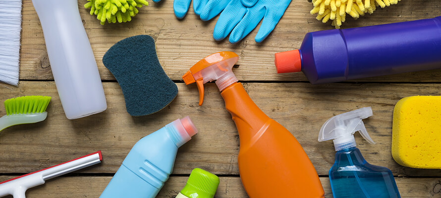natural-cleaning-products-rentcafe