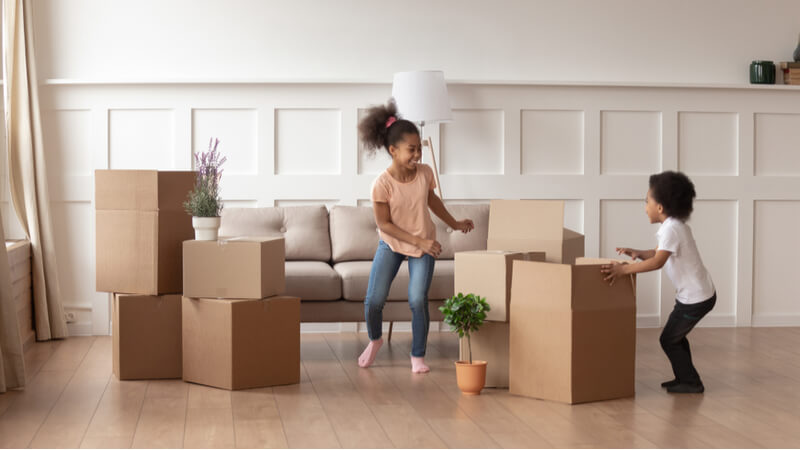 kids_moving_into_new_rental