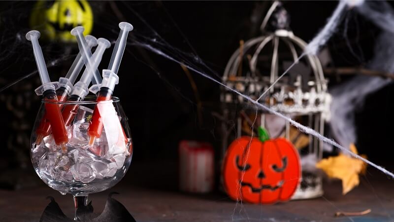 shots_in_syringe_in_glass_halloween_display