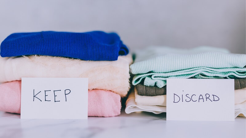 keep throw donate declutter