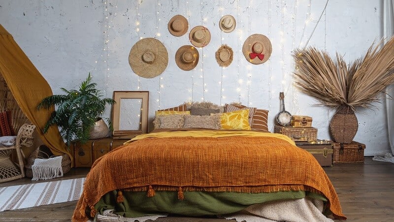 4 Creative Ways to Decorate Your Boho Bedroom - RentCafe rental blog