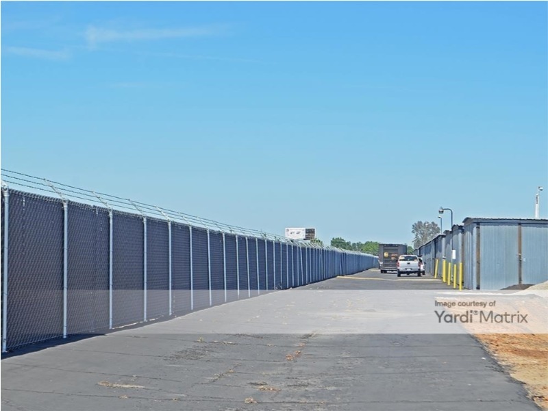 Derrels Mini Storage - 4783 North Golden State Blvd in Fresno