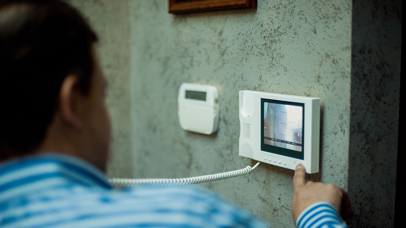 doorbell camera for apartment safety