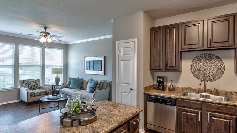 Hickory Point Apartments