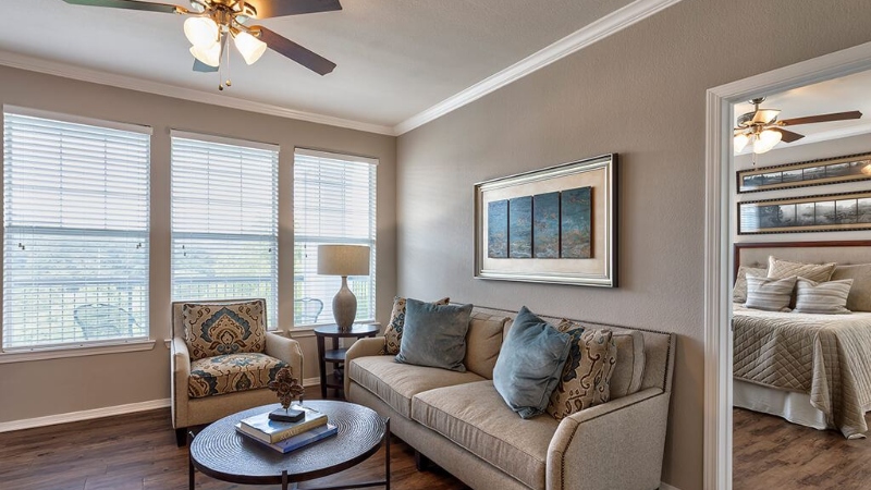 Hickory Point Apartments