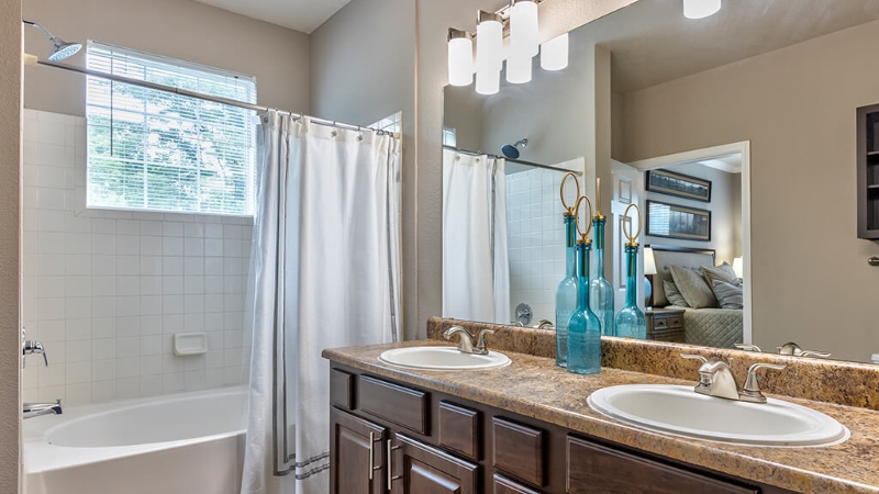 Hickory Point Apartments