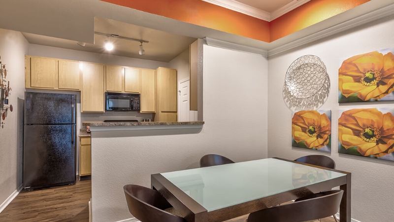 Hickory Point Apartments