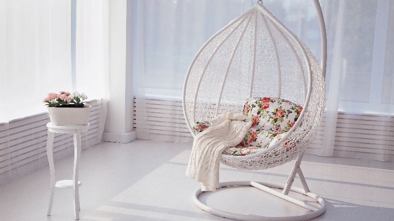 Decorating with Florals and Flowers 