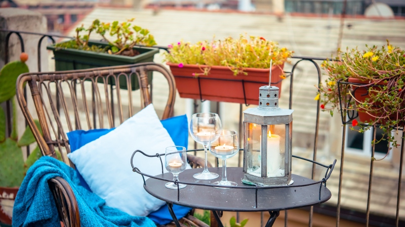 outdoor decor