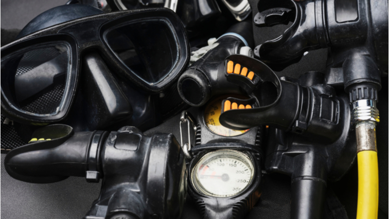 Diving gear