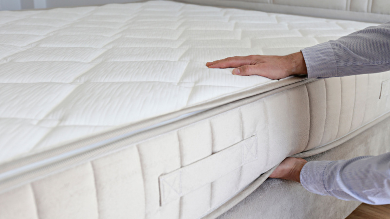 mattress that keeps its shape