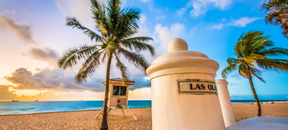 Las Olas Beach in Fort Lauderdale, FL
