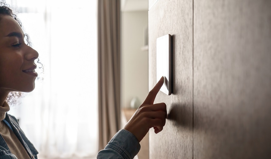 smart lights for apartment safety