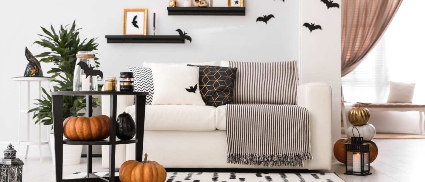 home decorated for Halloween