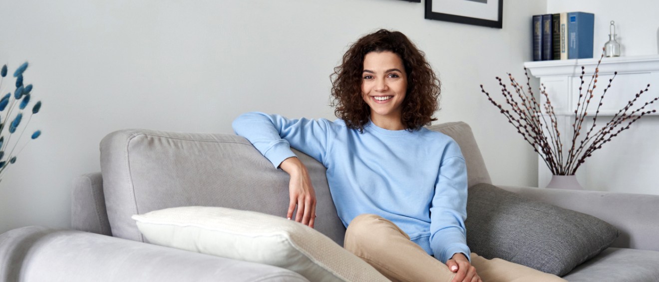 woman renting alone
