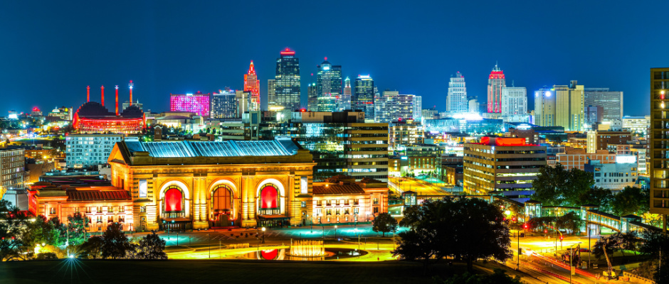 kansas city skyline at night