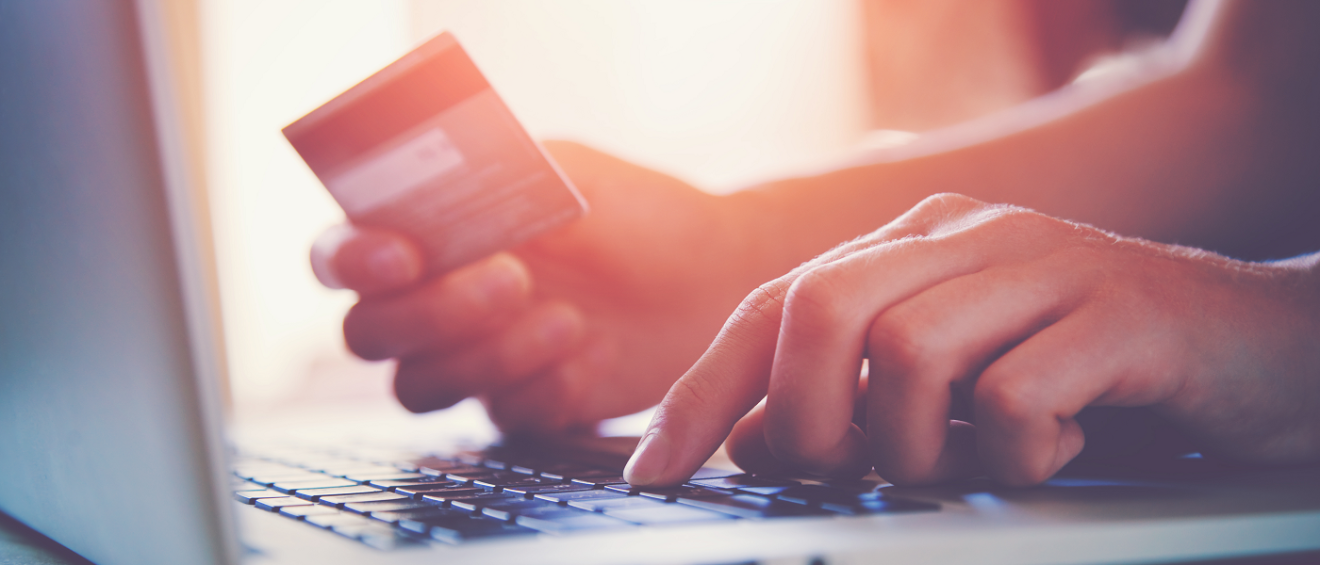 pros and cons of paying rent with credit card