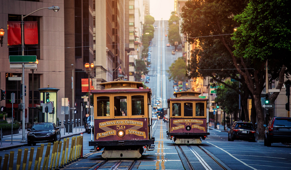 cable cars in san francisco