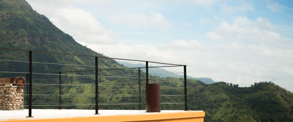 picture of rooftop deck with a view of the mountain