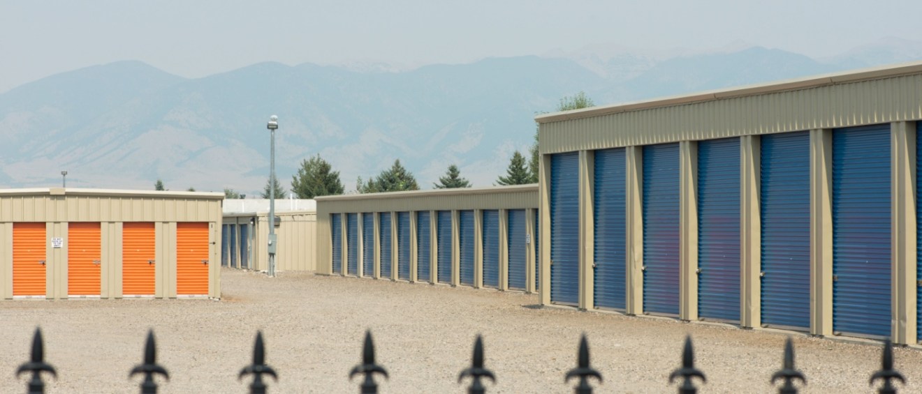 Self storage facility