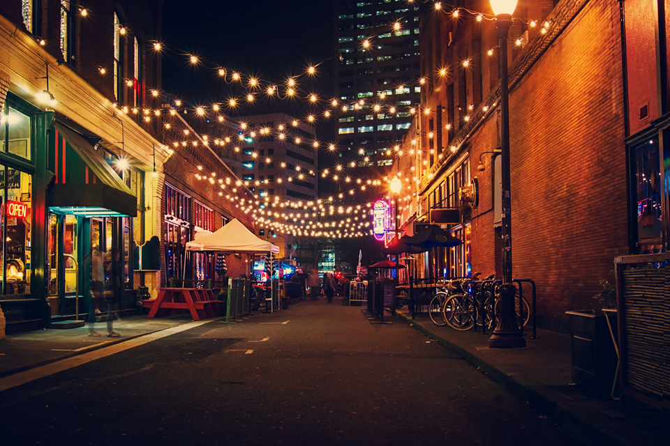 evening stroll in portland
