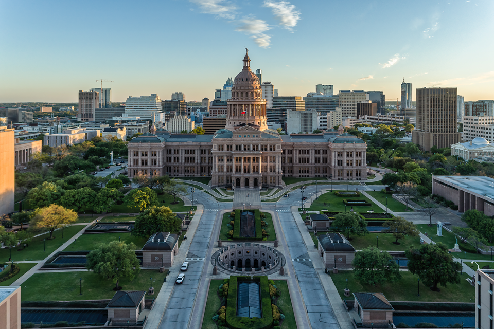 texas state capitol building in austin