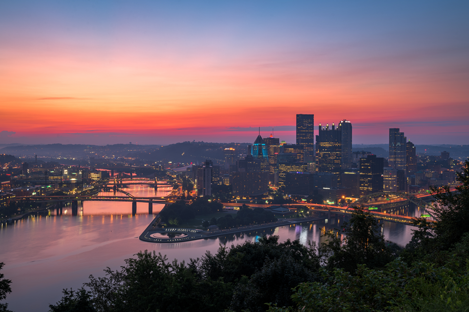 pittsburgh skyline at sunset