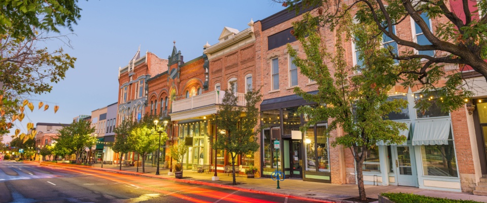 Evening street scene in downtown Provo, UT, ranked America's #2 move-easy metro for renters moving frequently.