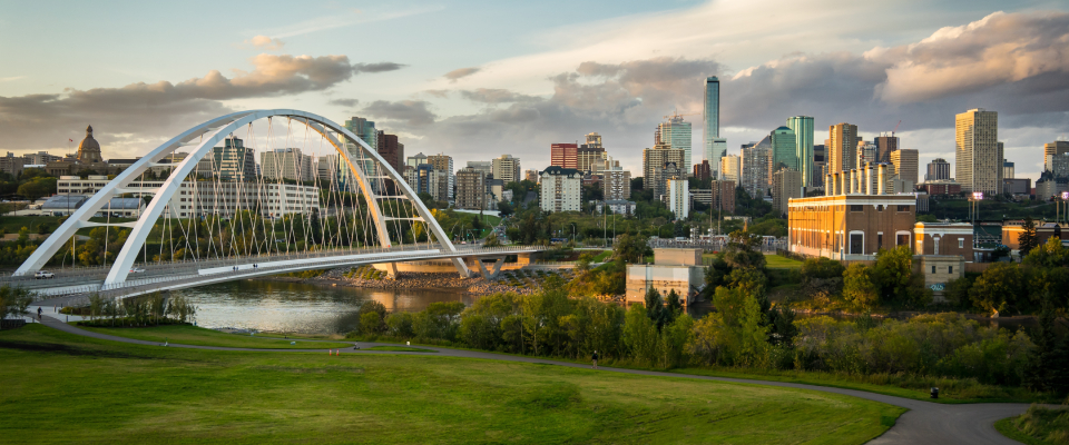 A shot of Edmonton, AB, the 4th most in-demand cities for renter interest in Canada in 2025's second quarter.